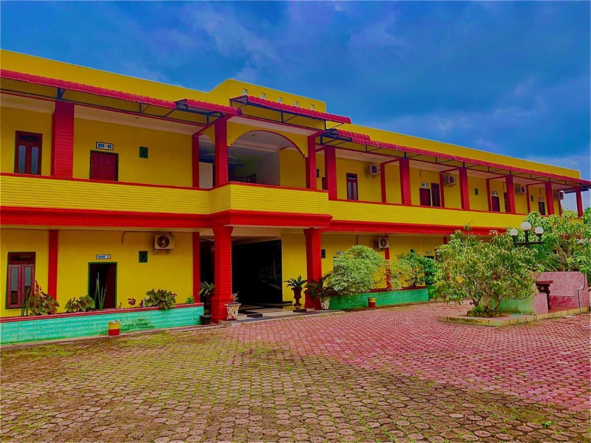 Tebing Tinggi Hotel Rembulan מראה חיצוני תמונה